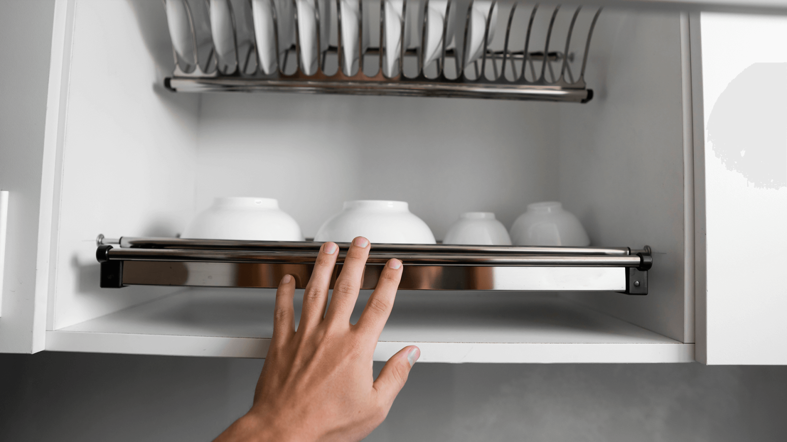 訂製傢俱廚房拉籃五金,不鏽鋼碗盤架提升收納機能。